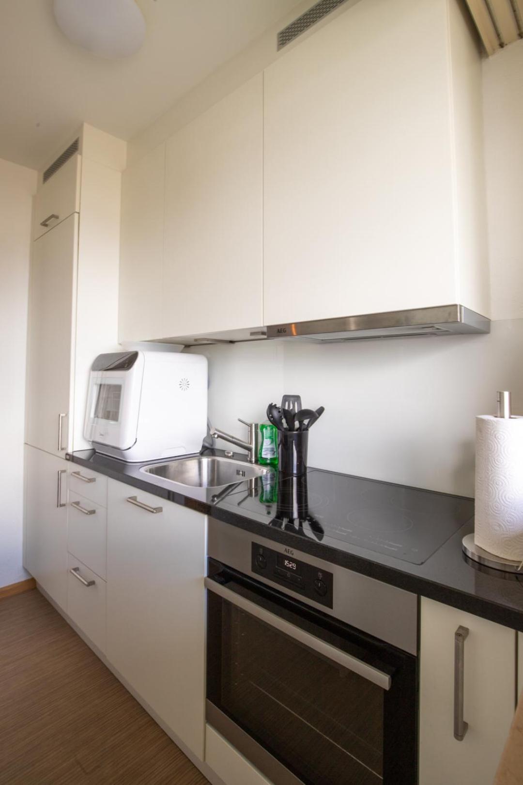 Special Blue Tiger Apartment Basel, Messe Kleinbasel 10-Star Екстер'єр фото